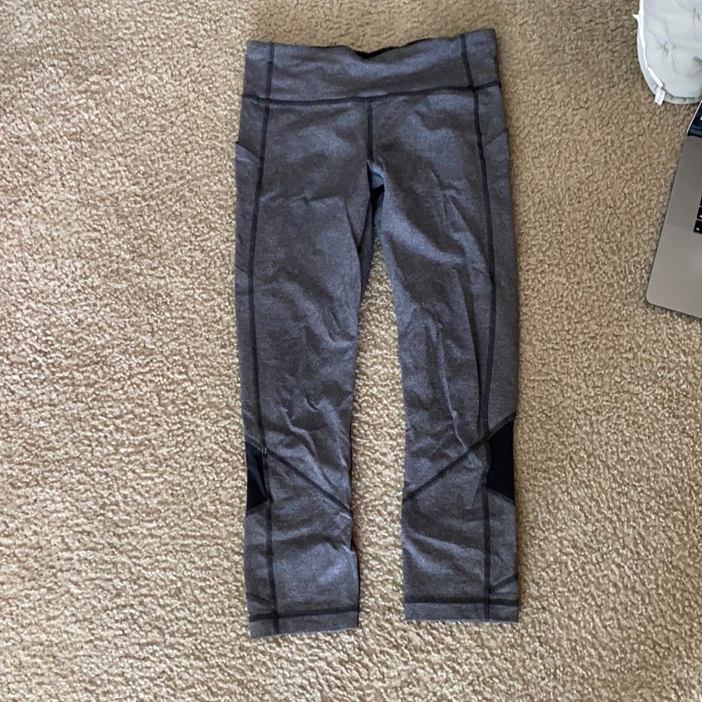 Gray and black lululemon cropped leggings